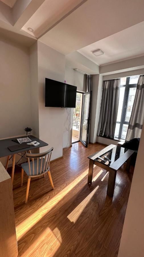 Sunny Apartment Dilijan Exterior photo